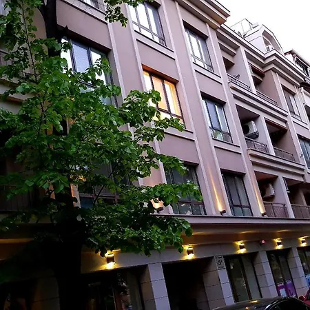 Embassy Park Апартаменты
